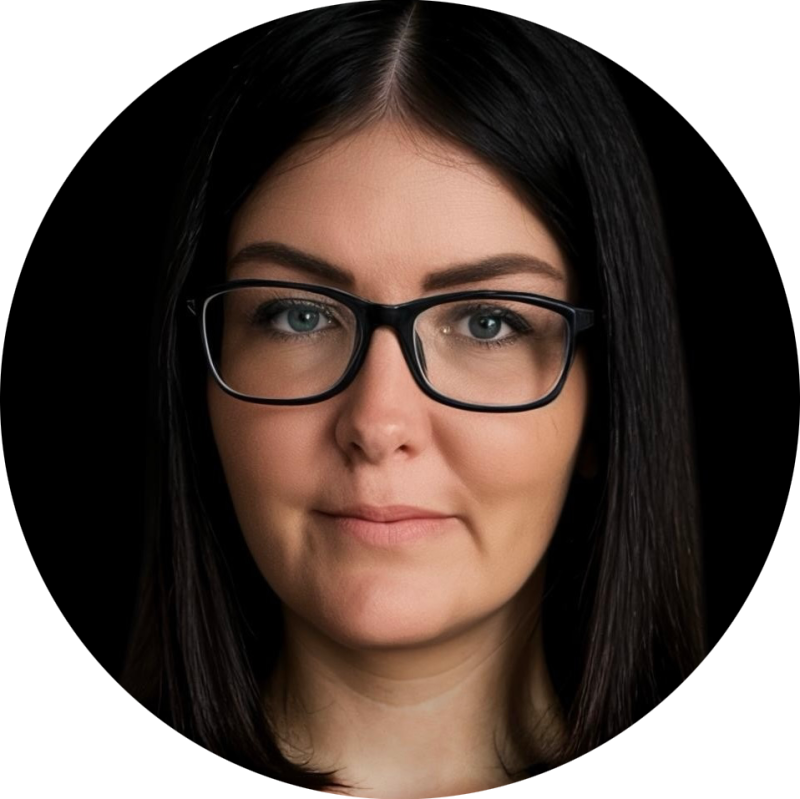 Szokolán-Csordás Regina Eszter