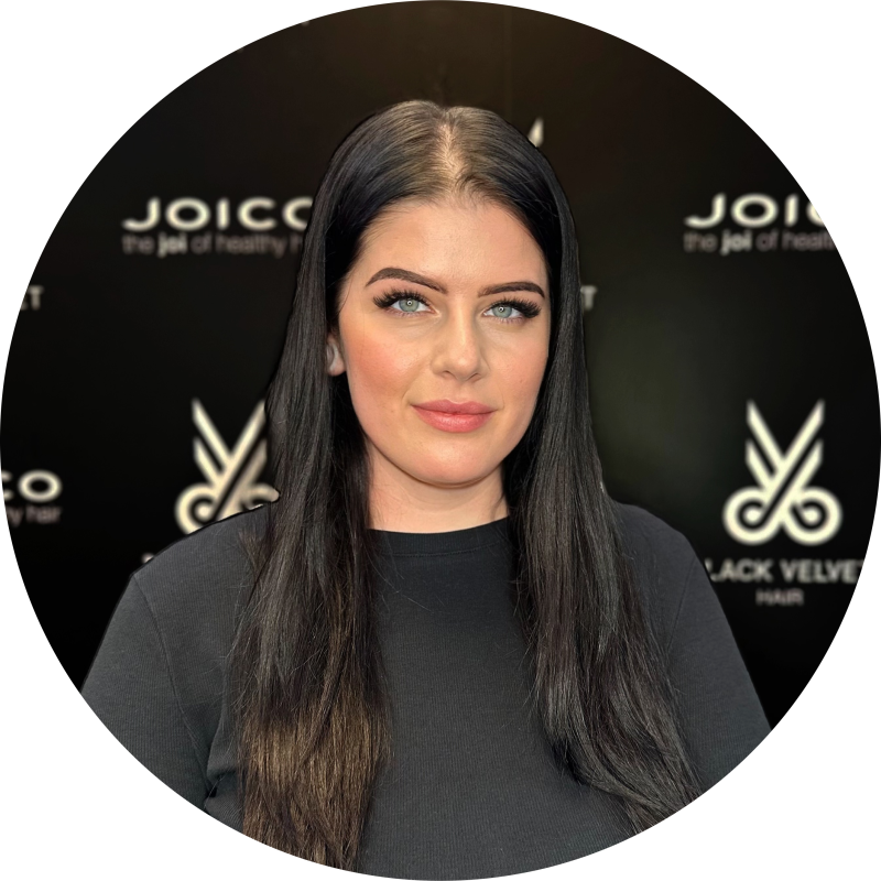 Fésűs- Magyar Vivien