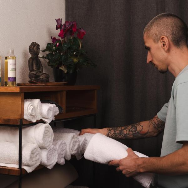 Sirsom Dominik - Svédmasszázs