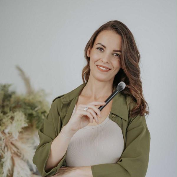 Gerő Zsuzsanna Pure Beauty