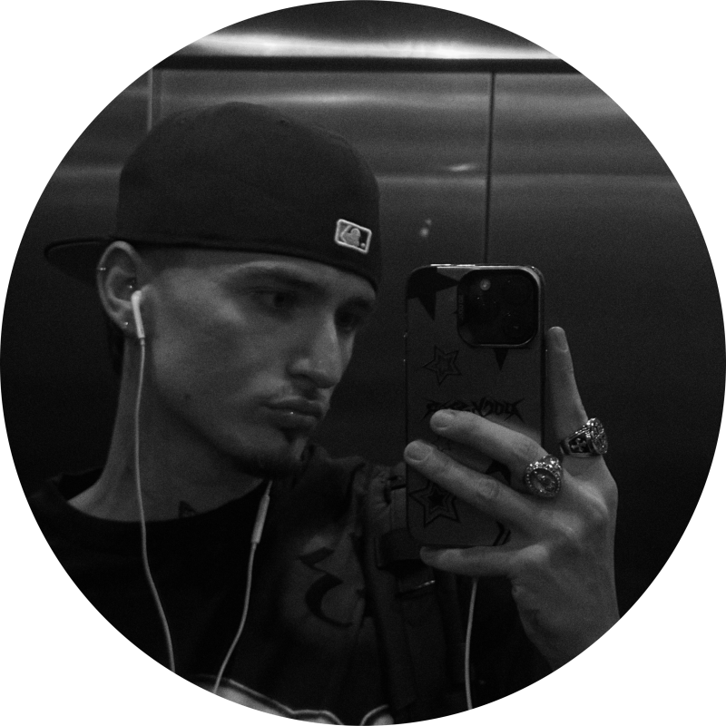  Dávid Senior 🇭🇺🇺🇸 (Haircut Master,Stylist, Blonde Specialis