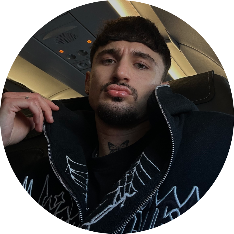  Dávid Senior 🇭🇺🇺🇸 (Haircut Master,Stylist, Blonde Specialis