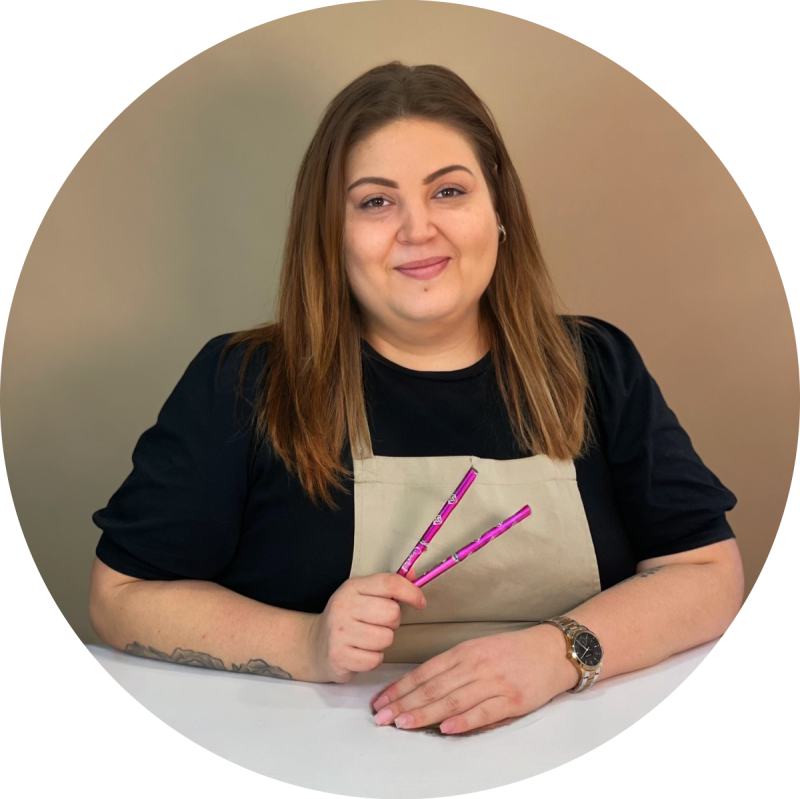 B. Brigitta (Basic) (Pedikűr és Manikűr)