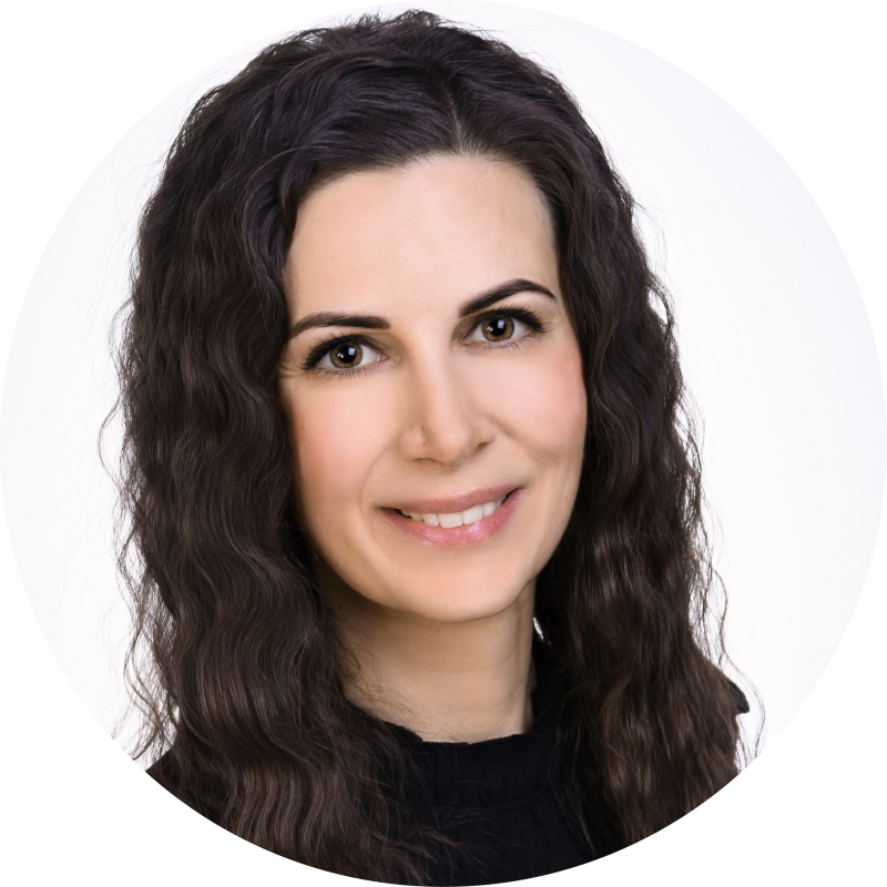 Helga (Fodrász/Speak English)