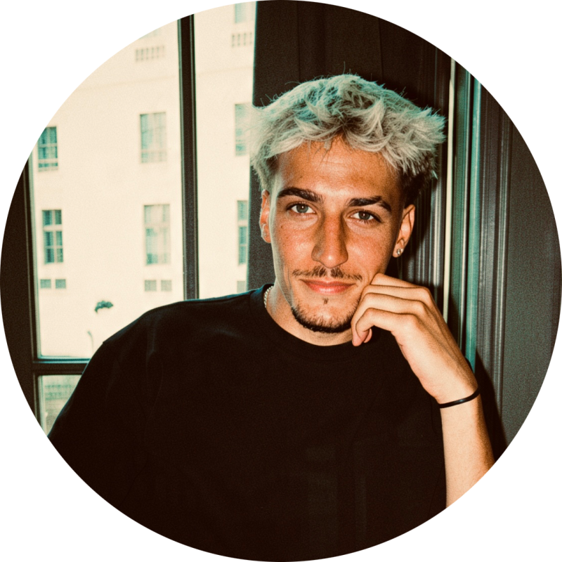 Gábor (Junior Hairsylist)