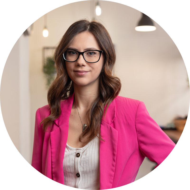 Smahajcsik Edina (Senior Stylist)