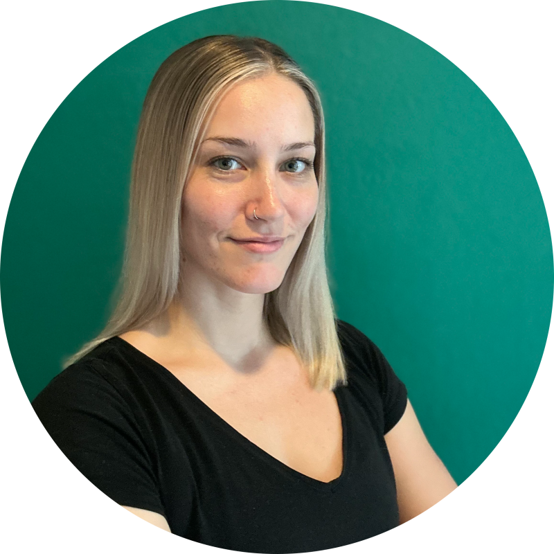 Adrienn (nem fogad új vendéget)