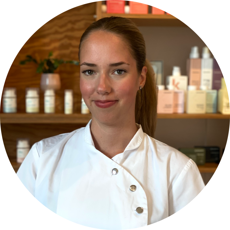 Érsek Tina Nikolett