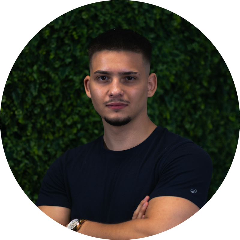 Matos Miklós (szabadság ápr. 3. , 30.)