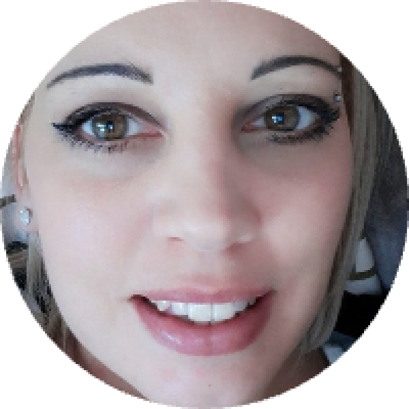 Pretz Anett - Manikűr, műköröm, körömdizájn, masszázs