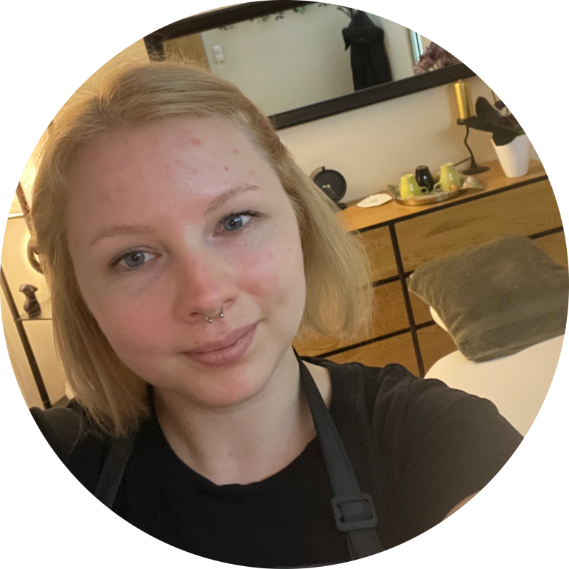 Lázok-Szilágyi Dóra