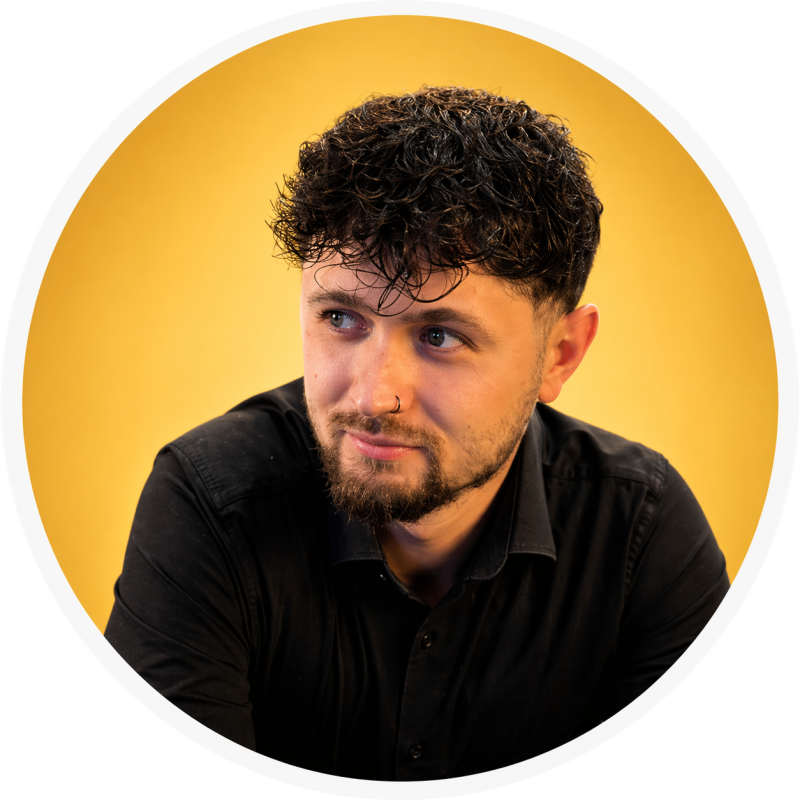 Ákos